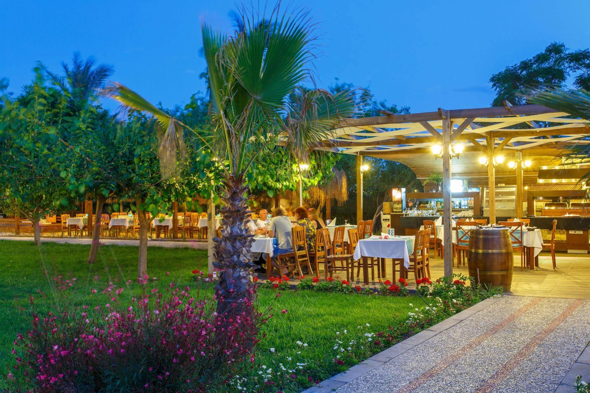 Lucida Beach Hotel Camyuva Exterior foto